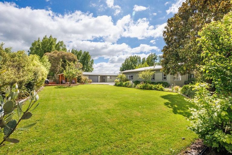 Photo of property in 204 Kawakawa Road, Feilding, 4775