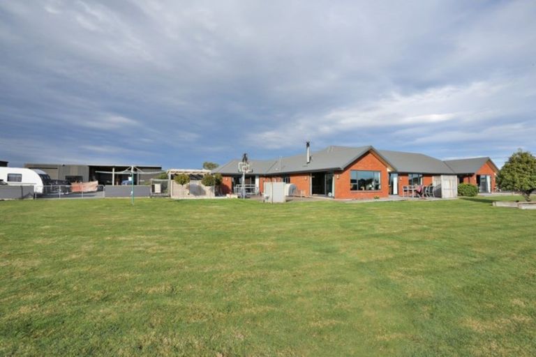 Photo of property in 47 Oteramika Road, Rockdale, Invercargill, 9812