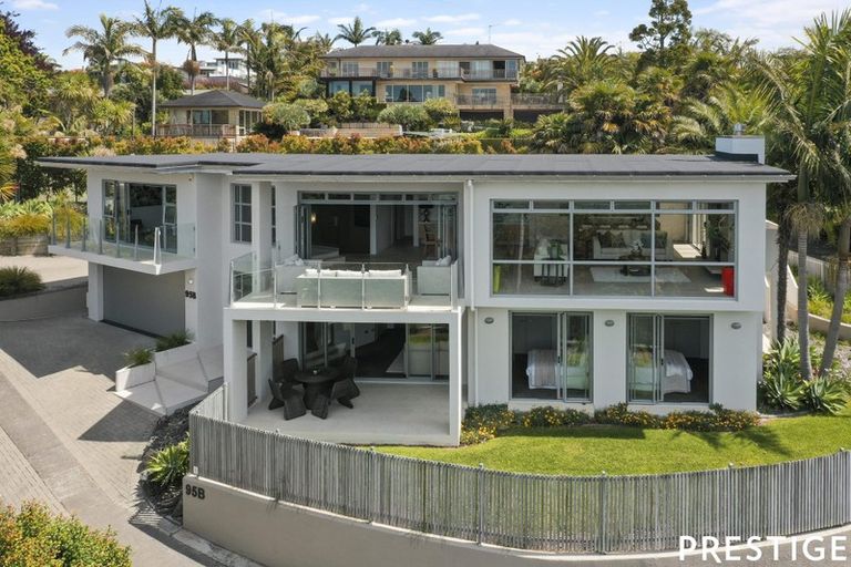 Photo of property in 95b Braemar Road, Castor Bay, Auckland, 0620