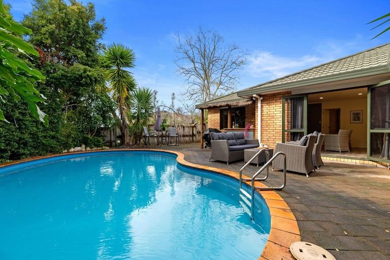 Photo of property in 18 Caversham Drive, Rototuna, Hamilton, 3210