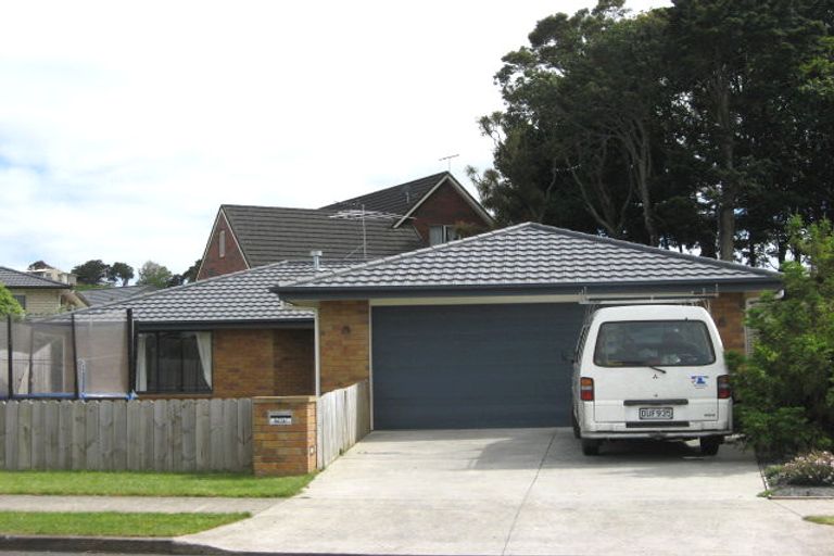 Photo of property in 98 Reynolds Road, Pukekohe, 2120