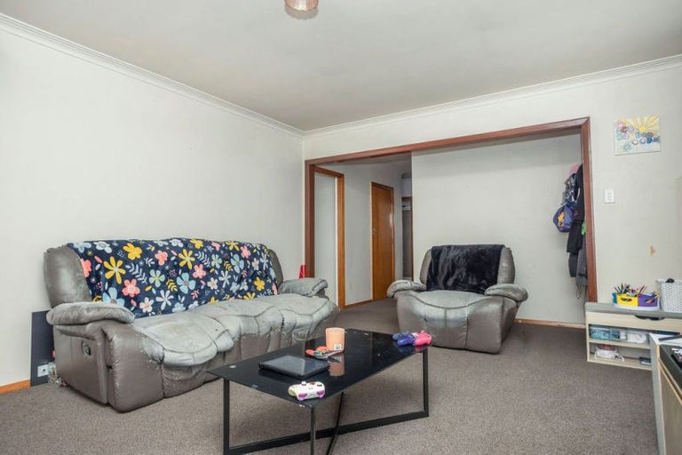 Photo of property in 56 Tennyson Street, Dannevirke, 4930