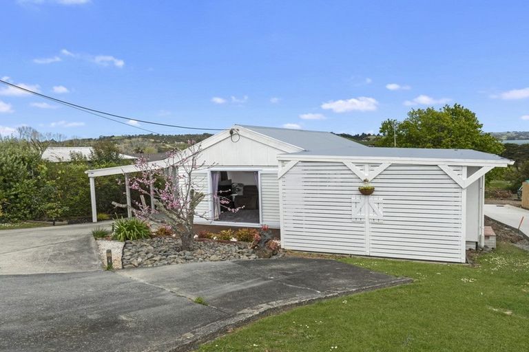 Photo of property in 392 Mahurangi East Road, Snells Beach, 0920