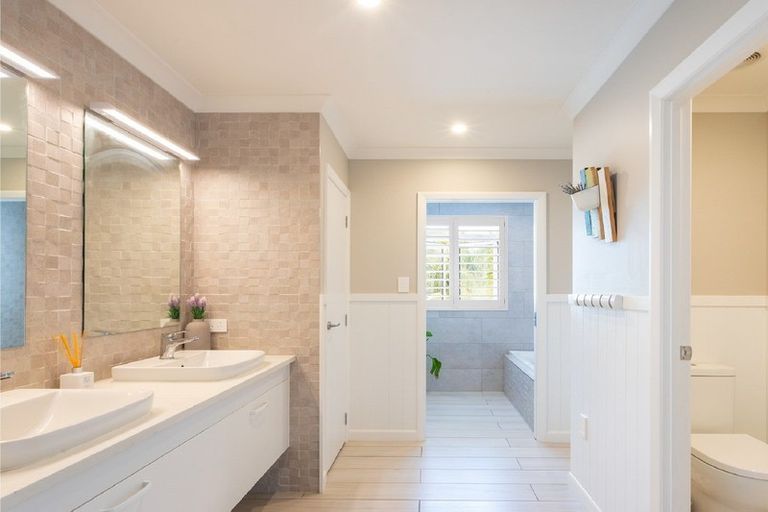 Photo of property in 33 Rua Road, Mangawhai, 0573