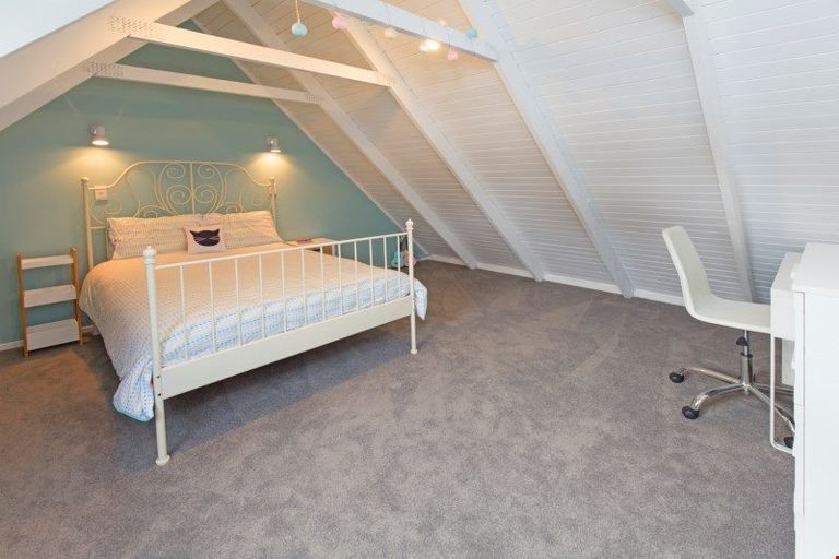 Photo of property in 25 The Circle, Manly, Whangaparaoa, 0930