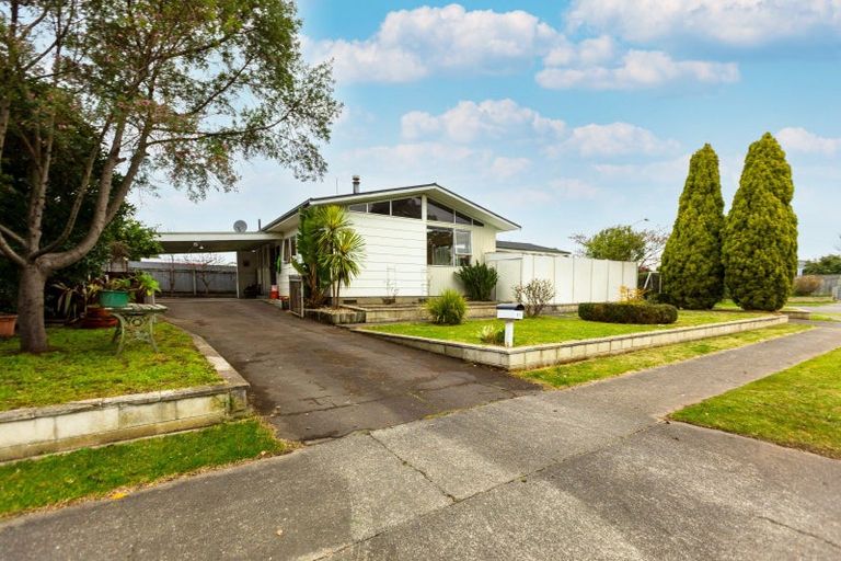 Photo of property in 31 Skerrett Crescent, Tamatea, Napier, 4112