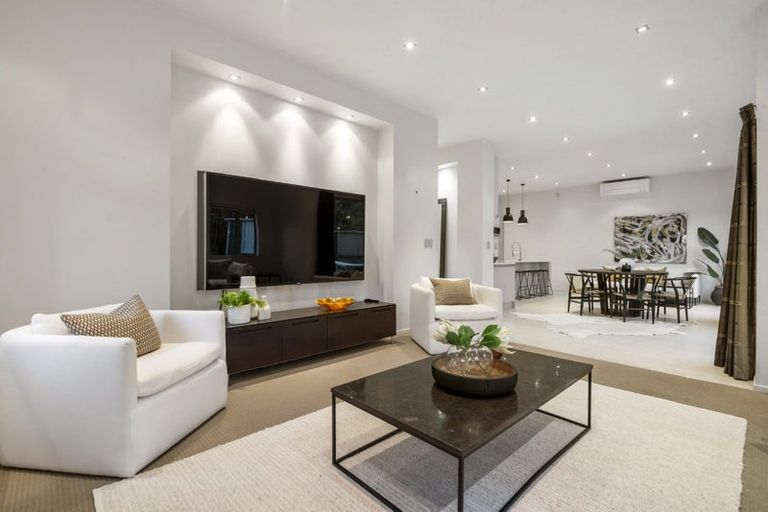 Photo of property in 65 Bayside Drive, Browns Bay, Auckland, 0630