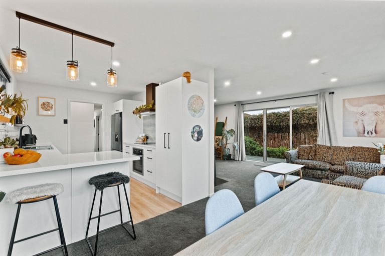 Photo of property in 25 Campbell Street, Alexandra, 9320