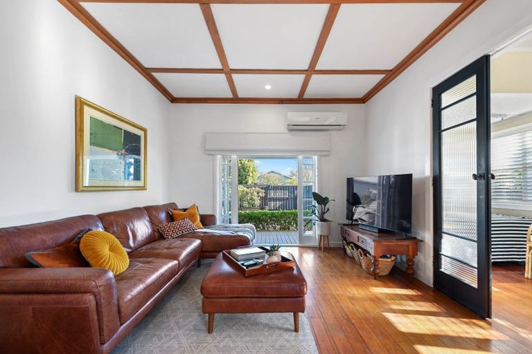 Photo of property in 8 Wha Street, Frankton, Hamilton, 3204