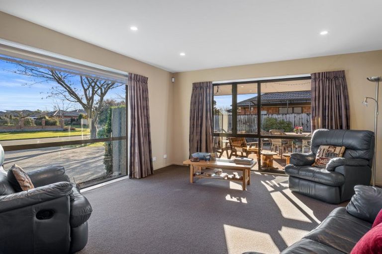 Photo of property in 62 Oakwood Drive, Rangiora, 7400