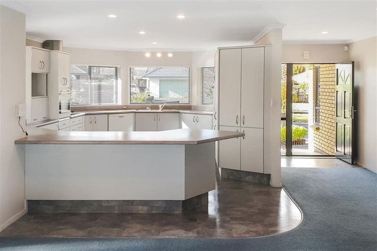 Photo of property in 23 Ayrshire Drive, Grandview Heights, Hamilton, 3200