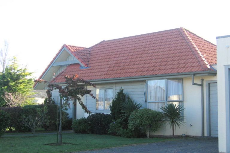 Photo of property in 14b Realm Drive, Paraparaumu, 5032