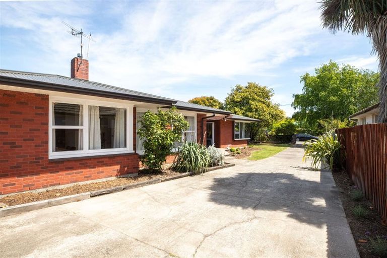 Photo of property in 42 Dunster Street, Burnside, Christchurch, 8053