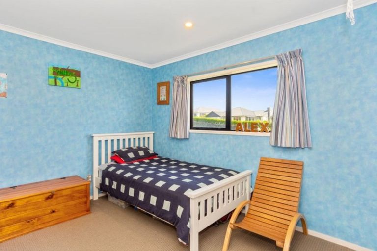 Photo of property in 11 Holyoake Terrace, Omokoroa, 3114