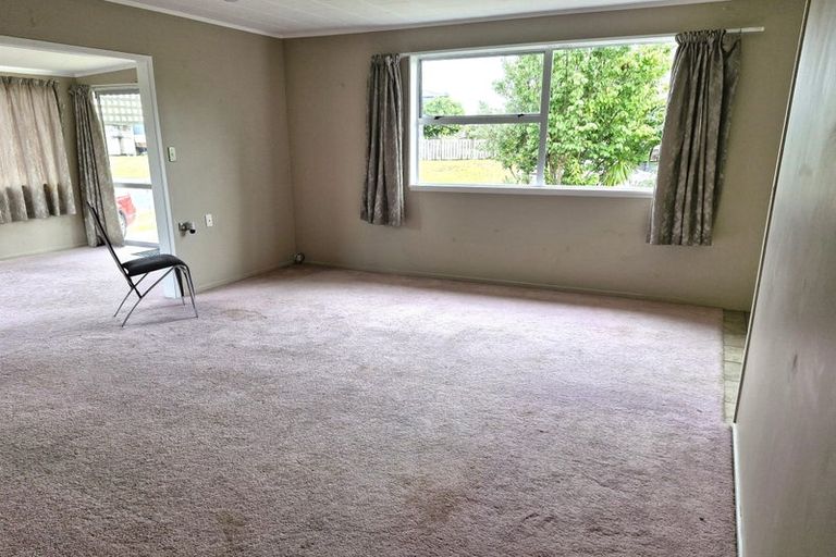 Photo of property in 20 Manaia View Road, One Tree Point, 0118