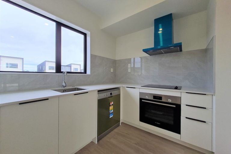 Photo of property in 6b Poruru Close, Papakura, 2110