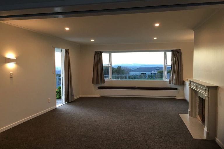 Photo of property in 225 Durham Drive, Havelock North, 4130