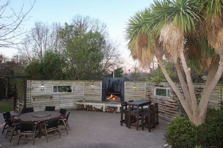 Photo of property in 28 Grove Avenue, Weston, Oamaru, 9401