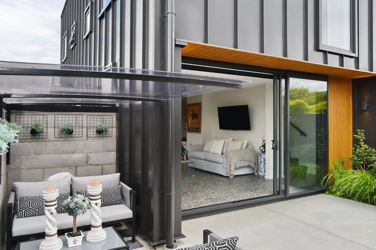 Photo of property in 1/12 Hume Street, Sydenham, Christchurch, 8023