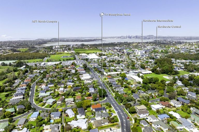 Photo of property in 73 Sunnybrae Road, Hillcrest, Auckland, 0627