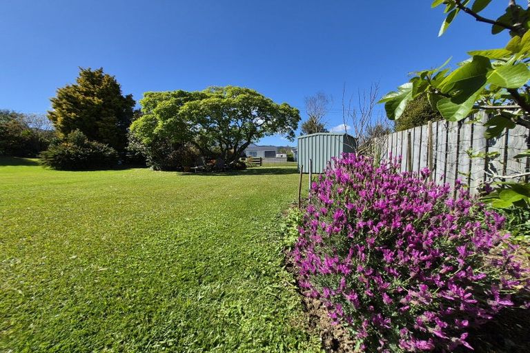 Photo of property in 85 Watt Street, Coromandel, 3506