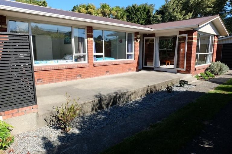 Photo of property in 61 Woodbury Street, Russley, Christchurch, 8042