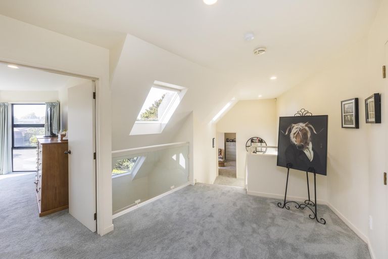 Photo of property in 228a Victoria Avenue, Hokowhitu, Palmerston North, 4410