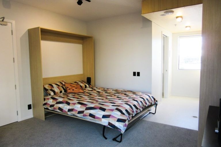 Photo of property in Vedado Apartments, 201/41 Hopper Street, Mount Cook, Wellington, 6011