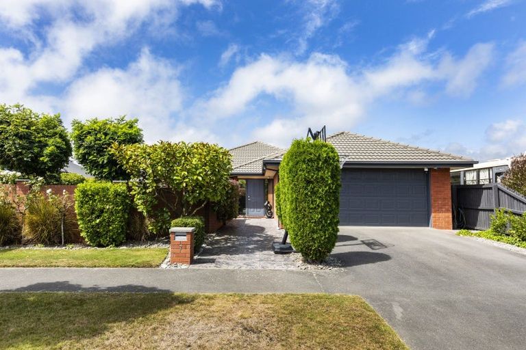 Photo of property in 7 Bernadette Street, Aidanfield, Christchurch, 8025