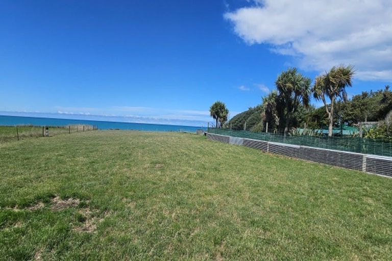 Photo of property in 347 Waimate Highway, Saint Andrews, Timaru, 7971