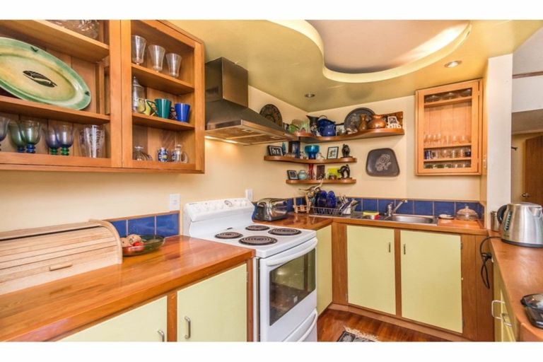 Photo of property in 30 Ocean View Road, Huia, Auckland, 0604