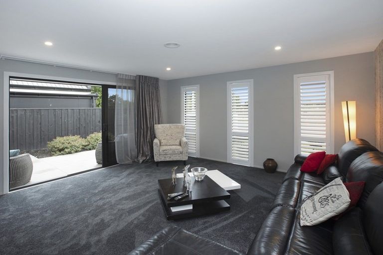 Photo of property in 211 Highsted Road, Casebrook, Christchurch, 8051