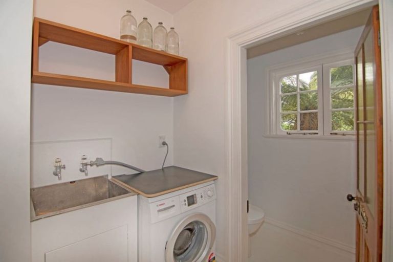 Photo of property in 216 Collingwood Street, Nelson South, Nelson, 7010