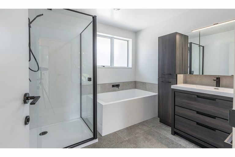 Photo of property in 4 George Oliver Place, Kainga, Christchurch, 8083