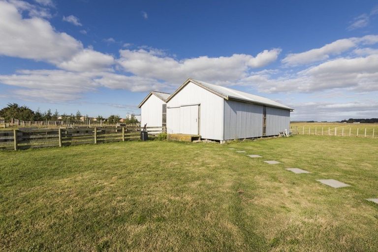 Photo of property in 106 Cemetery Road, Sanson, Palmerston North, 4479