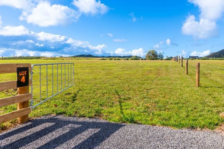 Photo of property in 16 Koutu Point Road, Opononi, Kaikohe, 0473