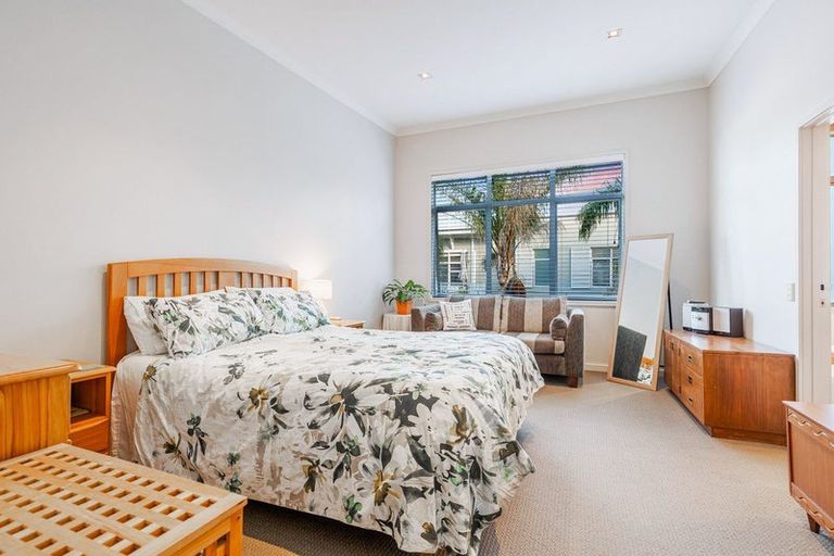 Photo of property in 36 Parkside Drive, Orewa, 0931