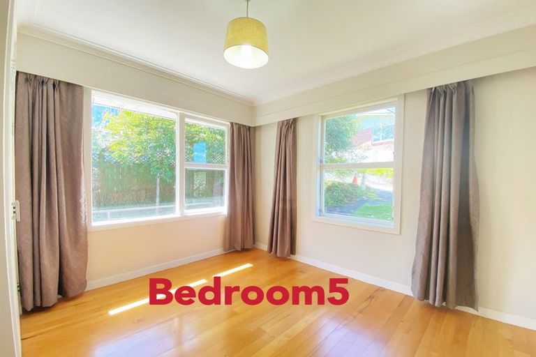 Photo of property in 78 Onewa Road, Northcote Point, Auckland, 0627
