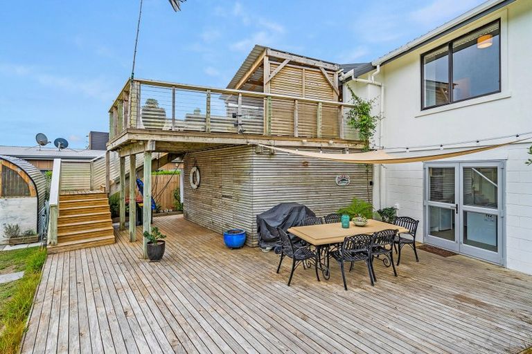 Photo of property in 279 Peka Peka Road, Peka Peka, Waikanae, 5391