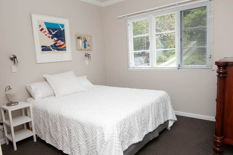 Photo of property in 11 Cliff Street, Onerahi, Whangarei, 0110