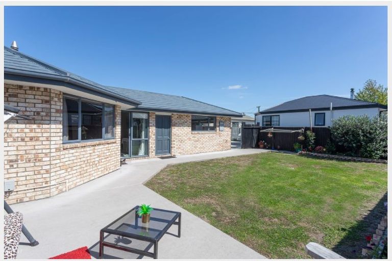 Photo of property in 104a Randolph Street, Woolston, Christchurch, 8062