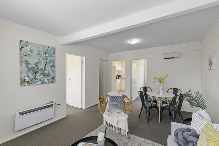 Photo of property in 8/19 Pirie Crescent, Moera, Lower Hutt, 5010