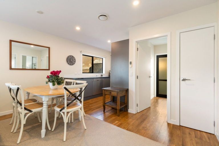 Photo of property in 58a Dart Place, Fernhill, Queenstown, 9300