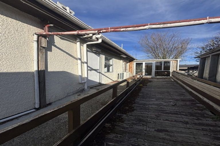 Photo of property in 35 Shirley Road, Shirley, Christchurch, 8013