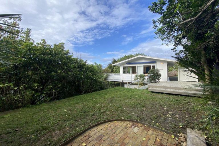 Photo of property in 11 Opahi Bay Road, Mahurangi West, Warkworth, 0983
