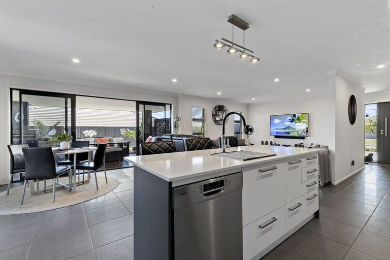 Photo of property in 10 Awanui Avenue, Te Kauwhata, 3710