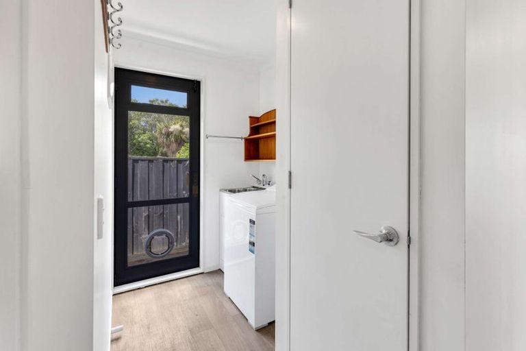 Photo of property in 28 Railway Terrace East, Glentunnel, Sheffield, 7673