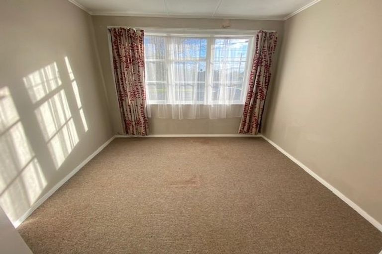 Photo of property in 11 Chittick Street, Stokes Valley, Lower Hutt, 5019