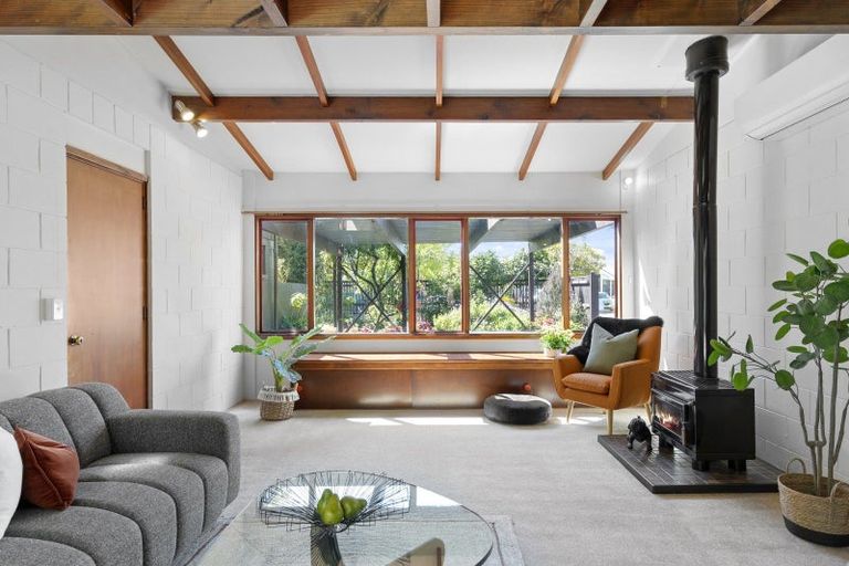 Photo of property in 25 Ilam Road, Upper Riccarton, Christchurch, 8041