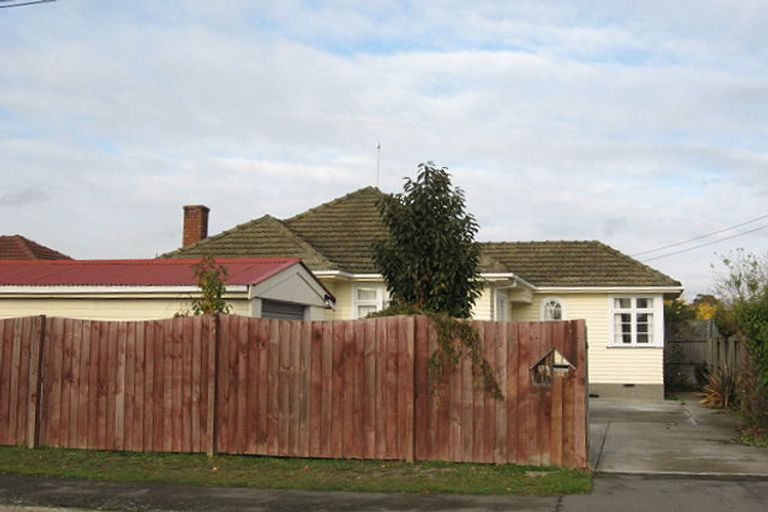 Photo of property in 1/125 Vagues Road, Northcote, Christchurch, 8052
